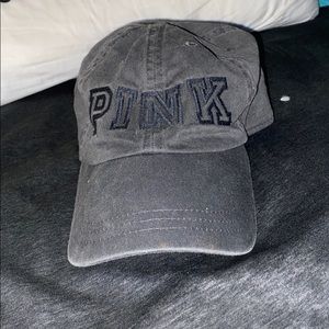 vs pink hat